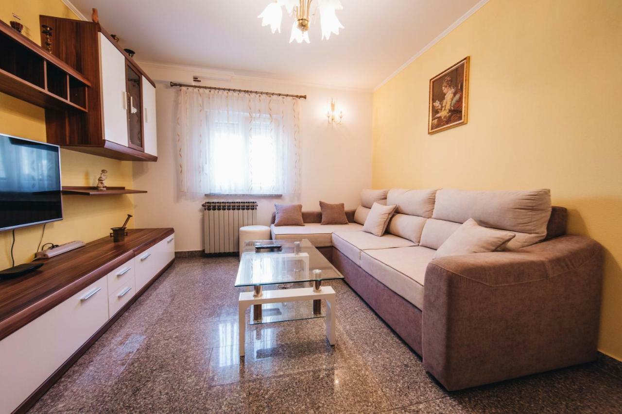 Apartman Danica *